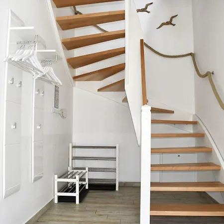 Huus-luettje-finja Apartmán *